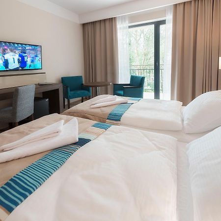 Hotel Ewerdin Swinoujscie Bagian luar foto